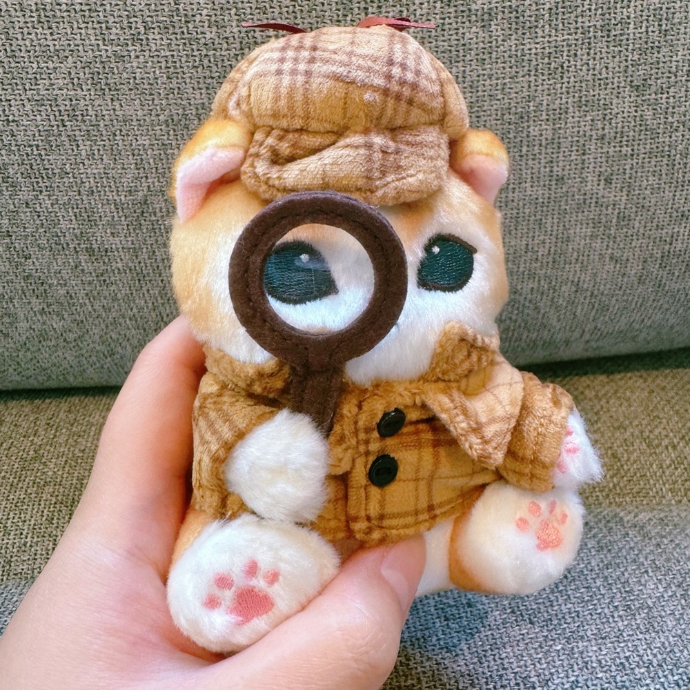 Mofusand Travel the world edition Sherlock Holmes plush keychain - Picture 3 of 8